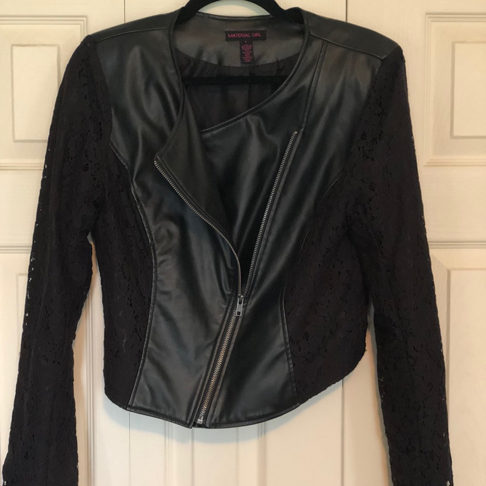 Lightweight crop jacket